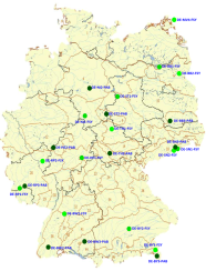 Deutschlandkarte mit hell- und dunkelgrünen Punkten die die Monitoringflächen bezeichnen
